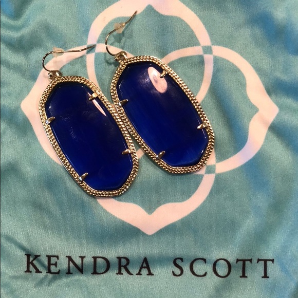 Kendra Scott Jewelry - Kendra Scott Danielle large earrings